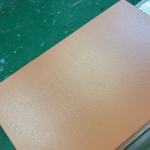 紅橡木做開放式涂裝，滲韻寶封底，水性木器漆做面